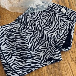 NEW Black And White Cheer Shorts Size Small