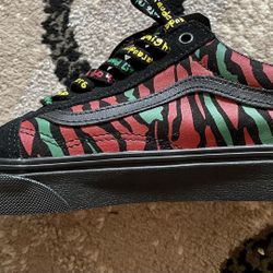 Vans-Tribe Called Quest (mint cond) Limited Ed  