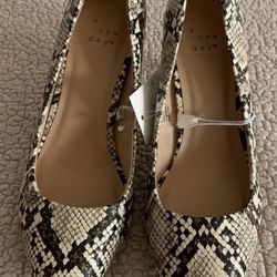 Heels Size 6,7 & 11(I Have Hundreds Of Items Check Everything Here Just Click My Profile Photo