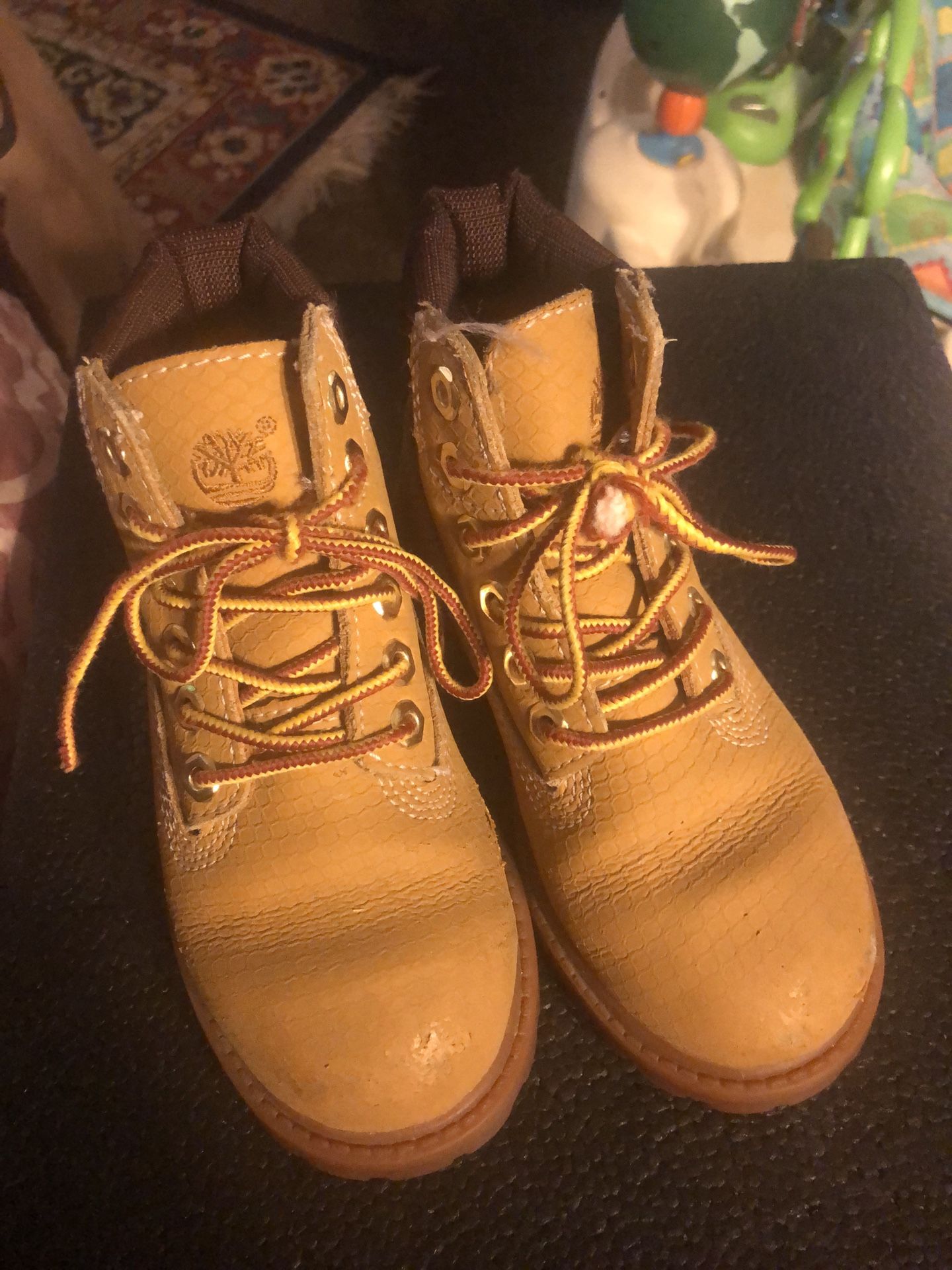 Helcor Timberland Wheat Kids Boots Size 10 C