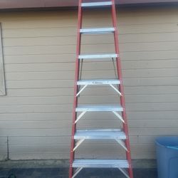 Step Ladder 