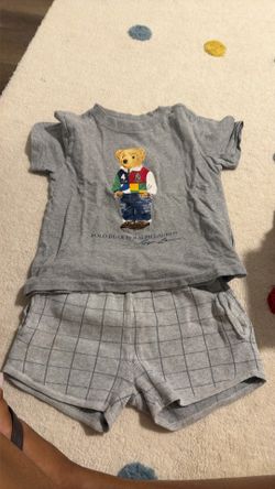 Short and t shirt size 3