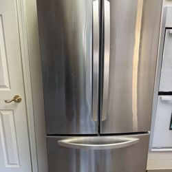 LG French Door Refrigerator With Bottom Freezer