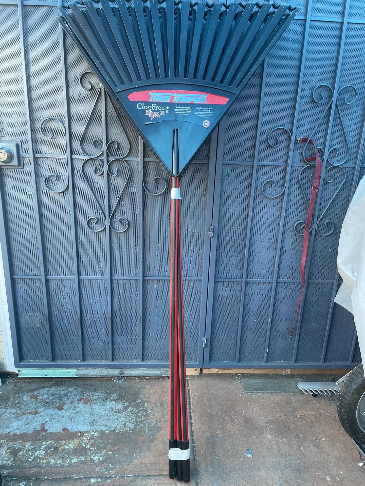 True Temper Clog Free Rakes