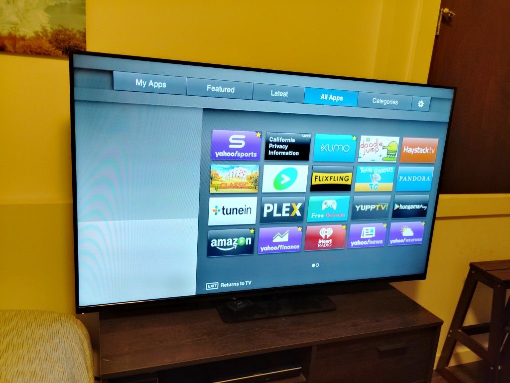 Vizio 60" smart TV with remote 1080P