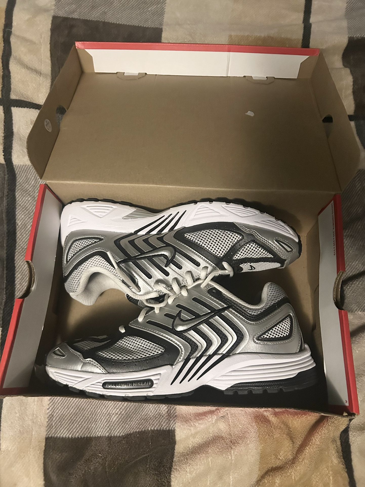 Brand New Nike Air Pegasus 2005 