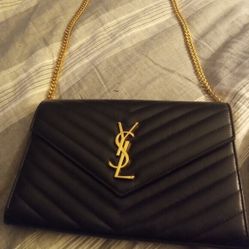 YSL COLLEGE MEDIUM IN QUILTED LEATHER