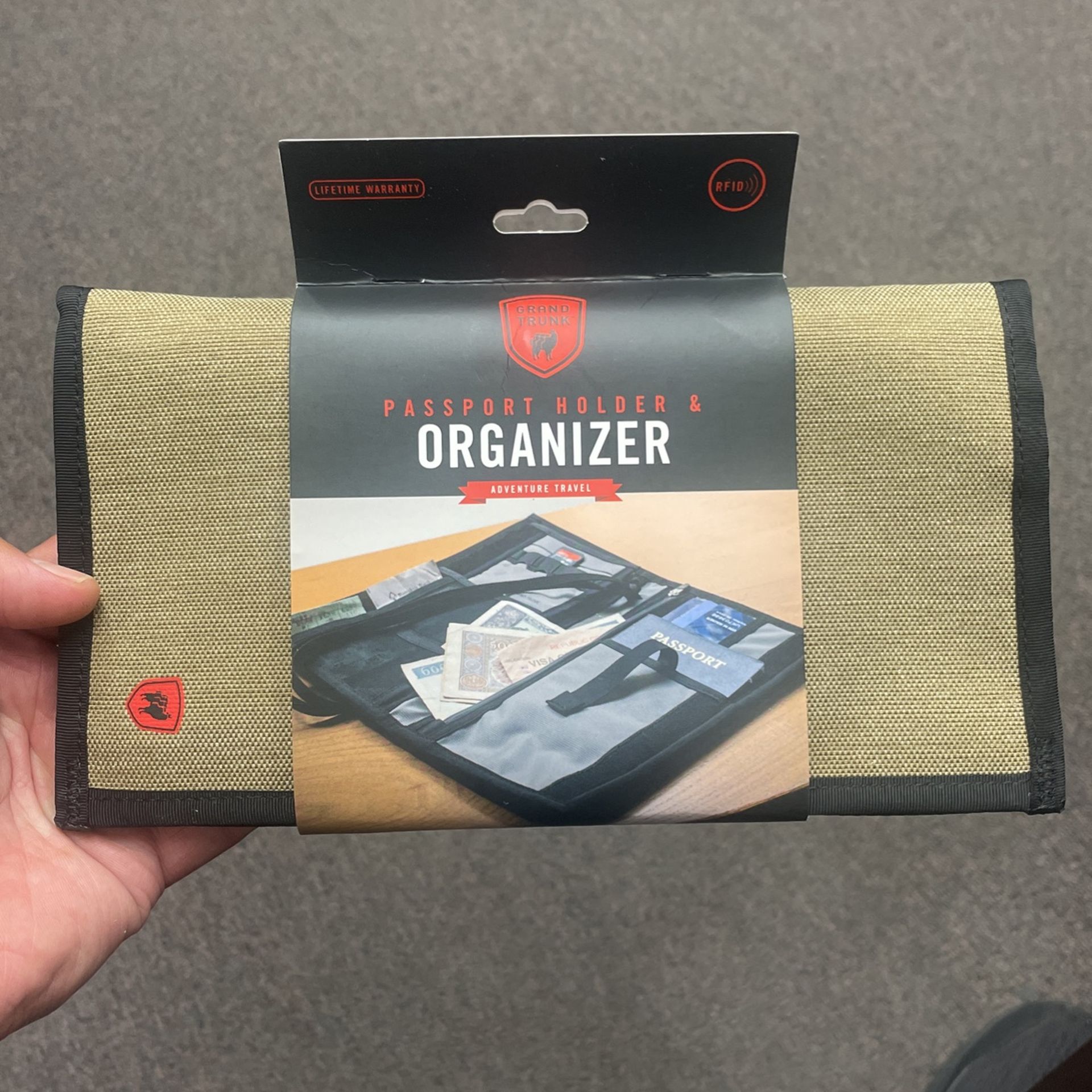 Passport Holder/Organizer