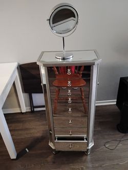 Mirrored Jewelry Armoire w/ Storage – Coaster Furniture