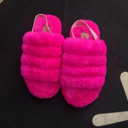 Pink Ugh Slippers 