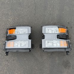 Pair Headlights Assembly 2019-2022 Chevy Silverado 1500 Headlamps Driver Passenger Side