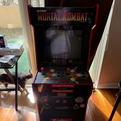 $100 Mortal Kombat II Arcade Machine – Arcade1Up (Full Size w/ Riser)