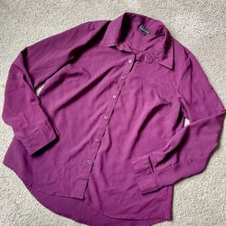 Women’s Plum Button Up Top