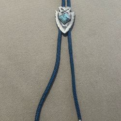 Vintage Bolo Tie Turquoise Color Silver Tone Arrowhead 