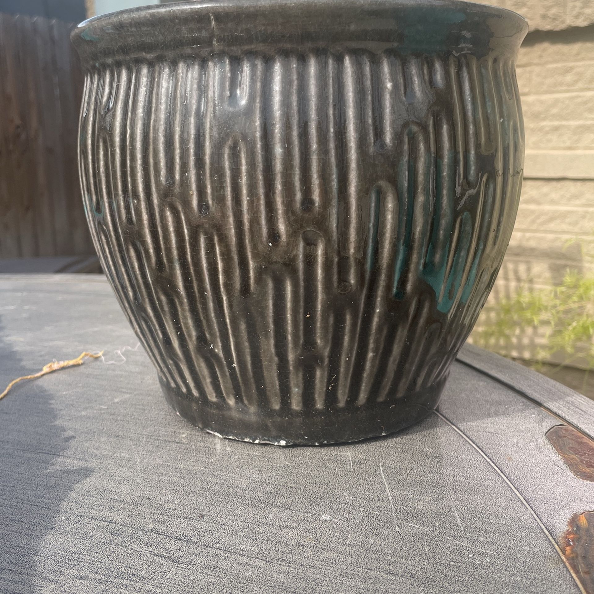 2 /. 9In Ceramic Pots. One For $15 Or 2 For $25