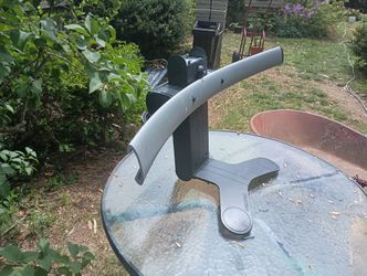 Ergotron Triple Monitor Desk System Stand