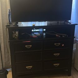 45in tv, tv stand, Queen LED bed frame + Queen mattress