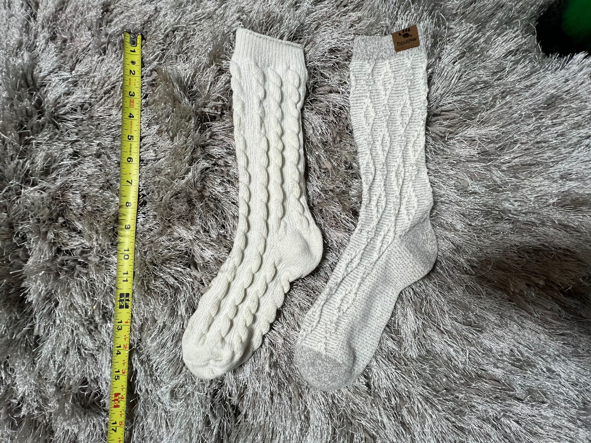 Half-calf warm fuzzy socks – overstock