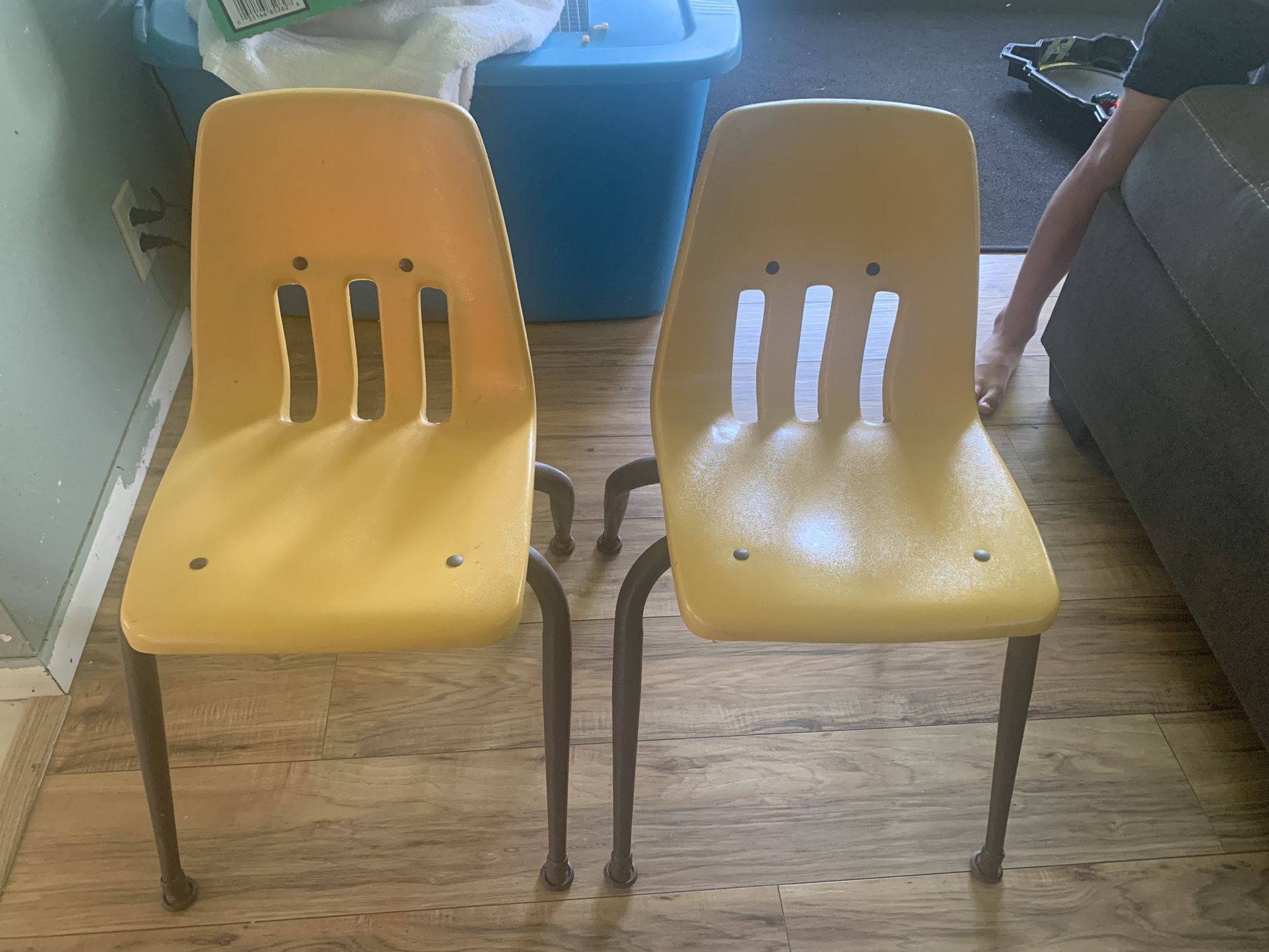 Plastic Vintage Chairs Kids