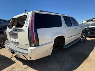 Cadillac Escalade ESV For Parts