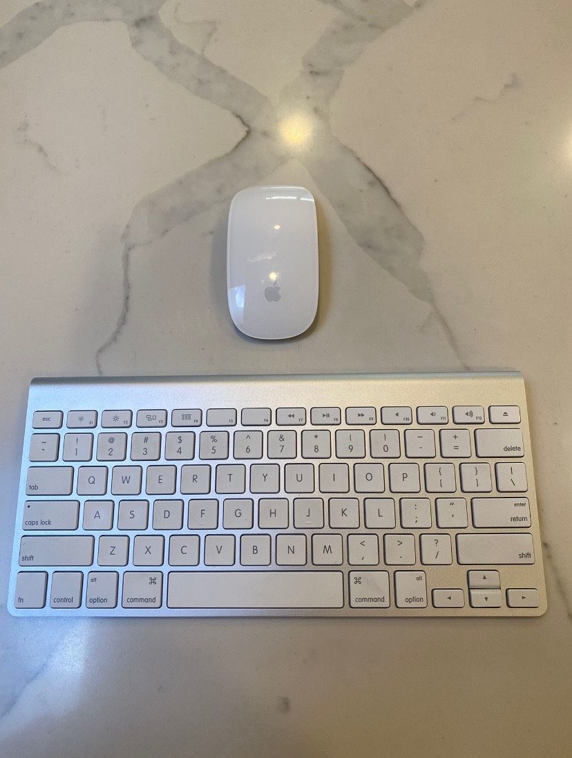Apple Magic Keyboard And Mouse 
