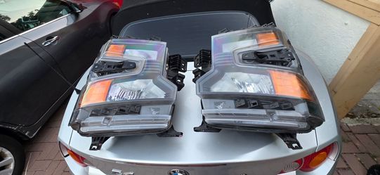 Chevy  2017-2018 Head Lights