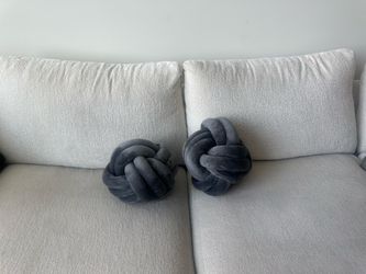 Set of 2 Gray Knot Throw Pillows
