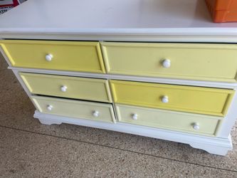 6-Drawer Wood Dresser White and Yellow - $40