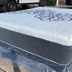 Full Bamboo Cool Gel Memory Foam!!