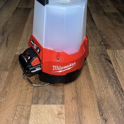 Milwaukee M18