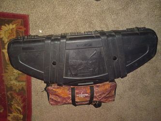 Compound bow with accessories