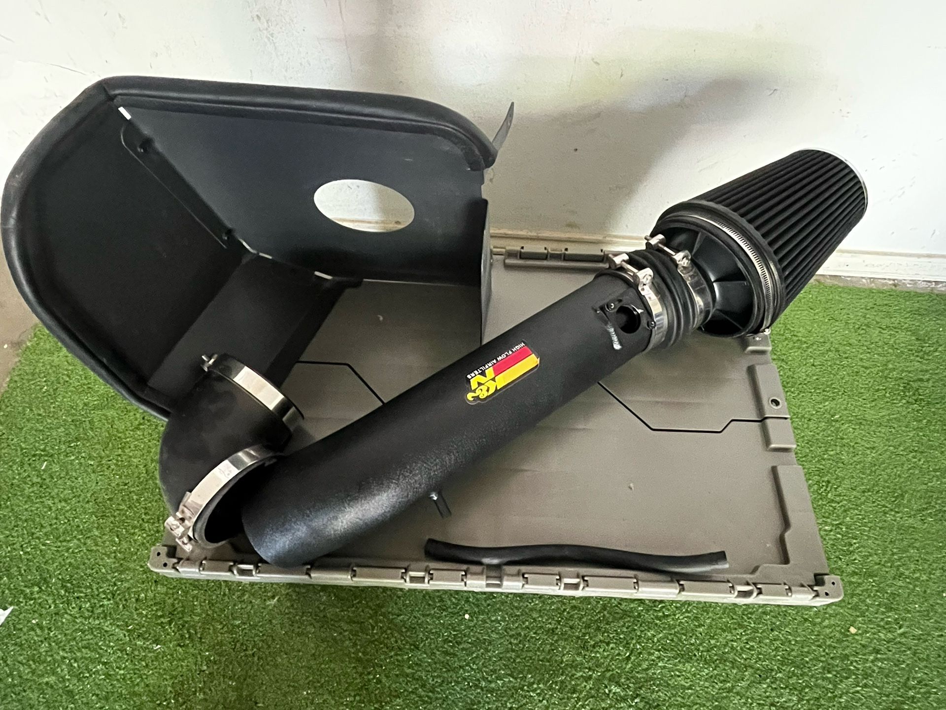 GMC Sierra 2013 Or Chevy Cold Air Intake