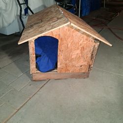 New Small Dog House 