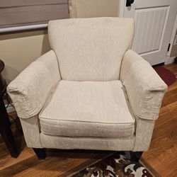 Accent Chairs