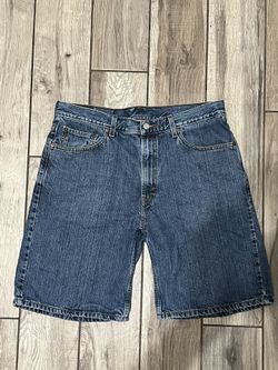 550 Blue Denim Levi’s Jorts. W36