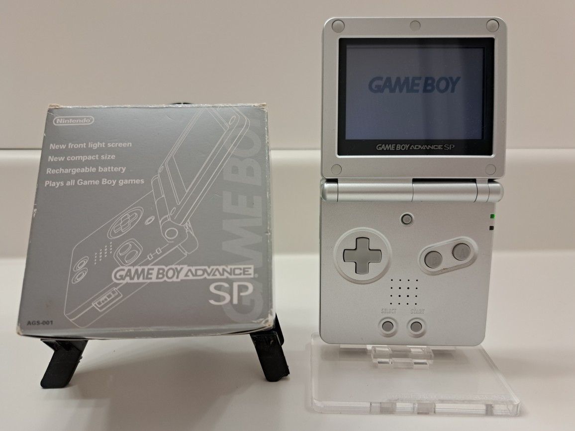 Authentic Nintendo Gameboy Advance SP with Box and charger Silver Japan