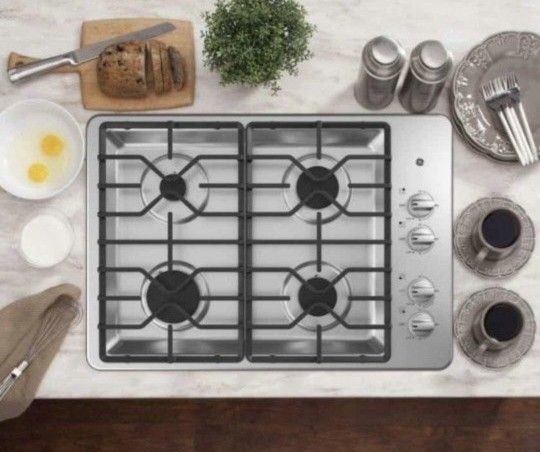 GE 30" Built-In Gas Cooktop with Dishwasher-Safe Grates