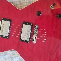 Daisy Rock Nice Guitar 