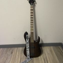 Dean Bass Guitar With Strap And Bag