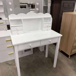 Small White Writing Desk with Hutch and USB Ports, 31.5 inch Home Office Desk