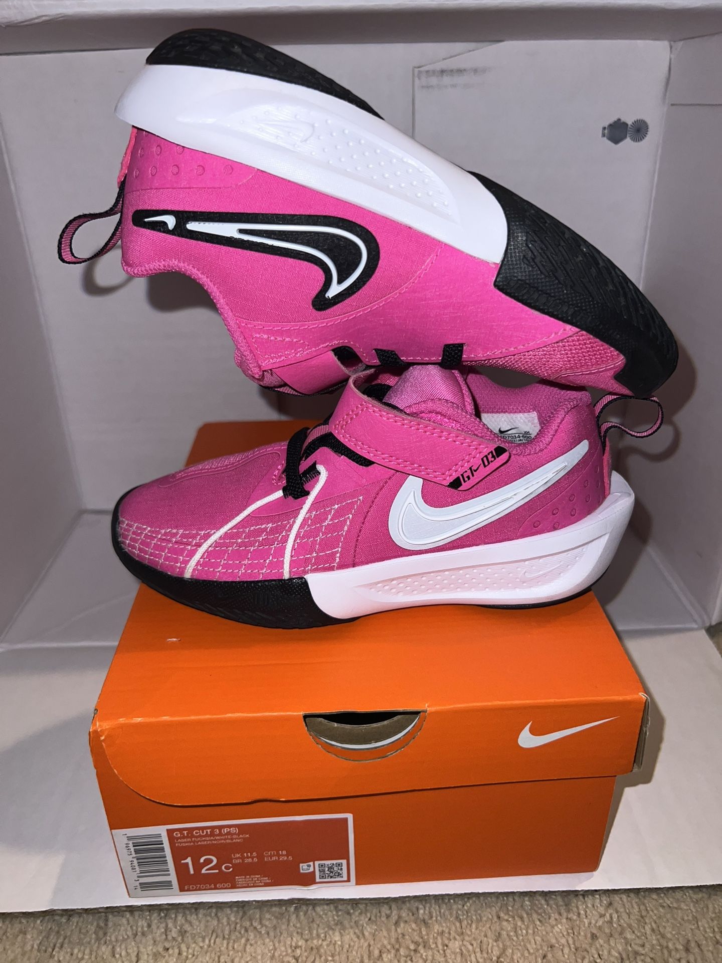 Girls Nike Shoes 
