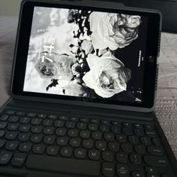 9th Gen iPad $200