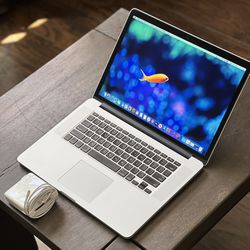 MacBook Pro (4-Core) i7