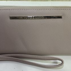Steve Madden Clutch