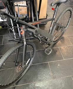 Scott “SUB” Medium Bicycle 24-spd, Disc Brakes