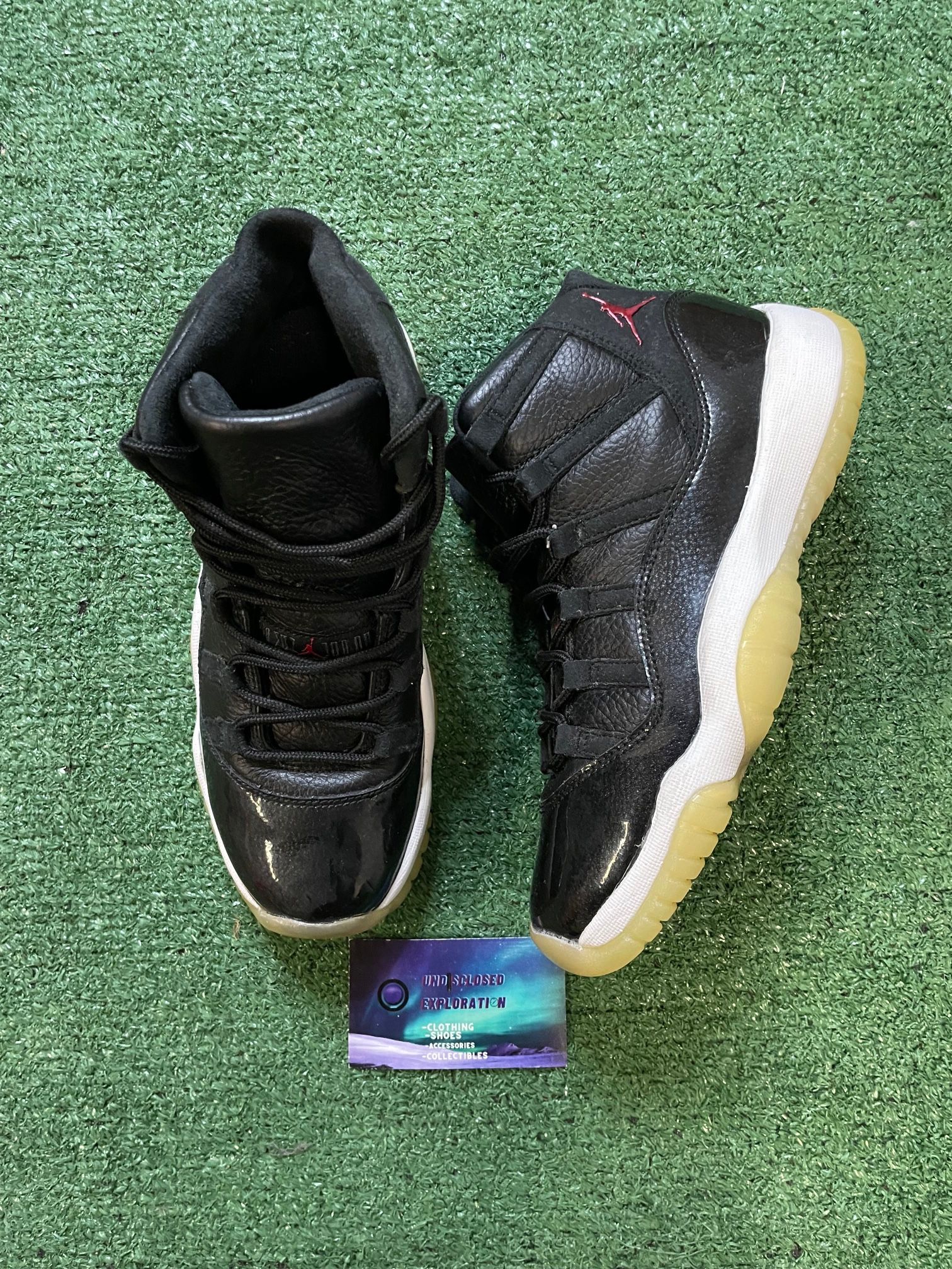 Jordan 11 72-10 size 6youth/7.5women