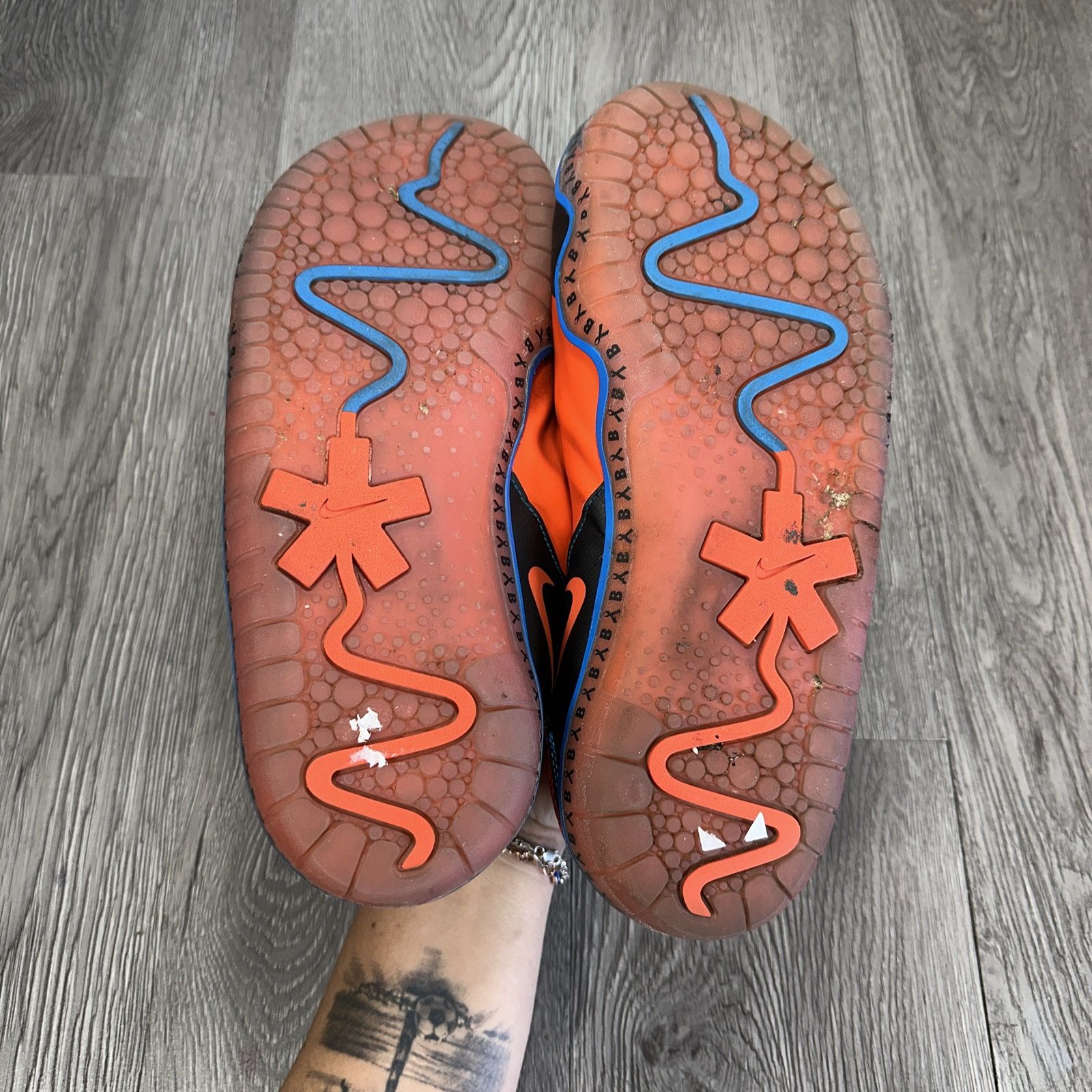 Nike Zoom Pulse Doernbecher Men Size 9.5- Bransen 2019 Nurse Nike Zoom Pulse Nursing All Day Shoes main image 2