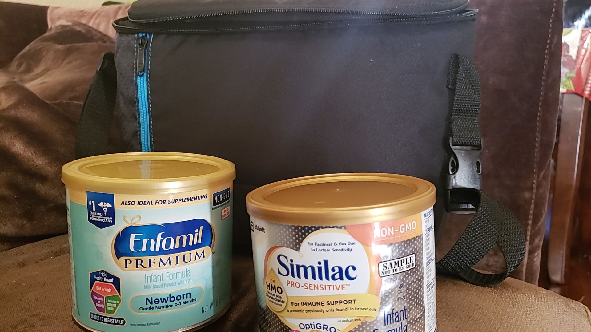BABY FORMULA AND CARRIER