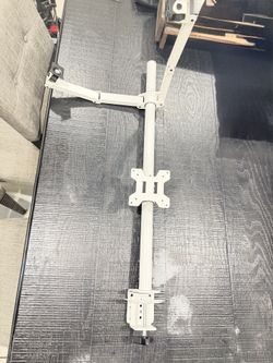 3 monitor computer arm