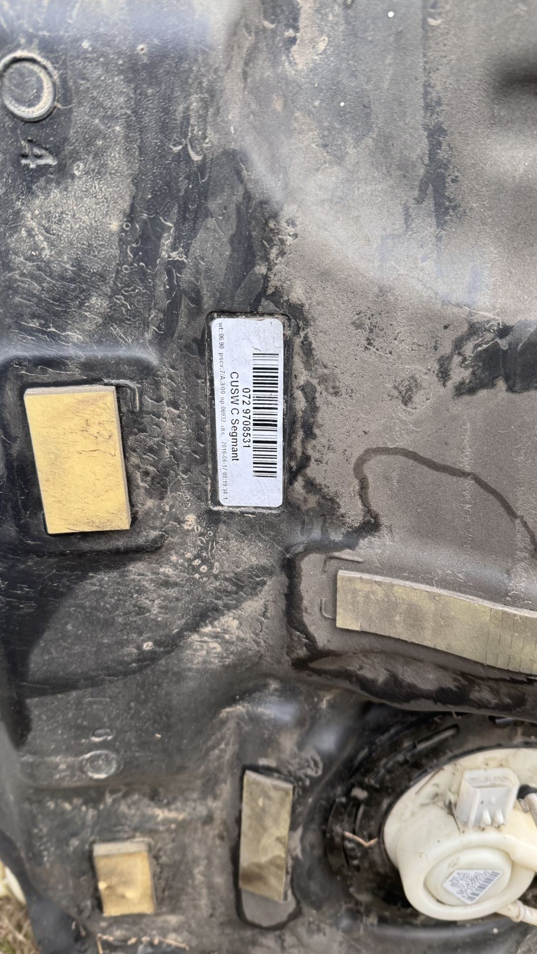 fuel tank assembly from a 2015-2020 Jeep Cherokee 2.4L